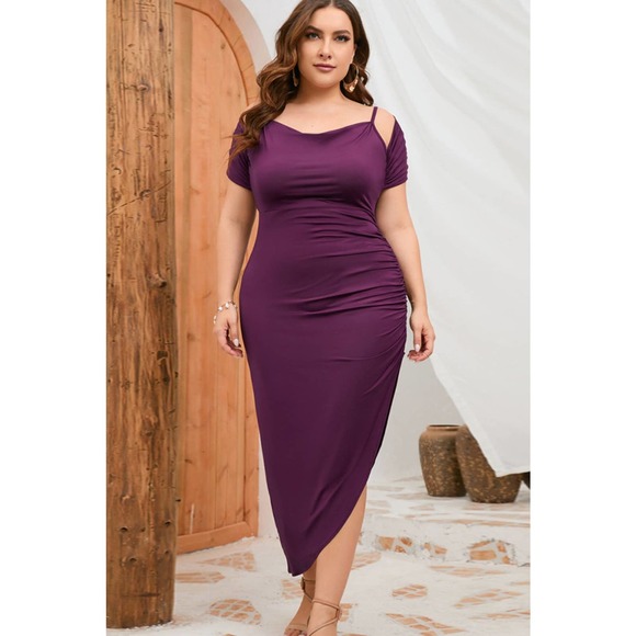 💥Plus Size Ruched Cocktail Dress - Picture 4 of 5